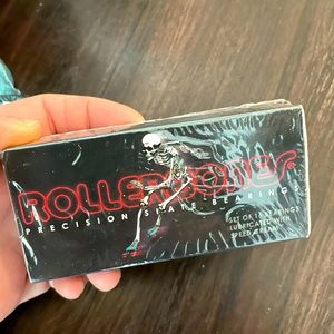 Rollerbones bearings (16 pack)